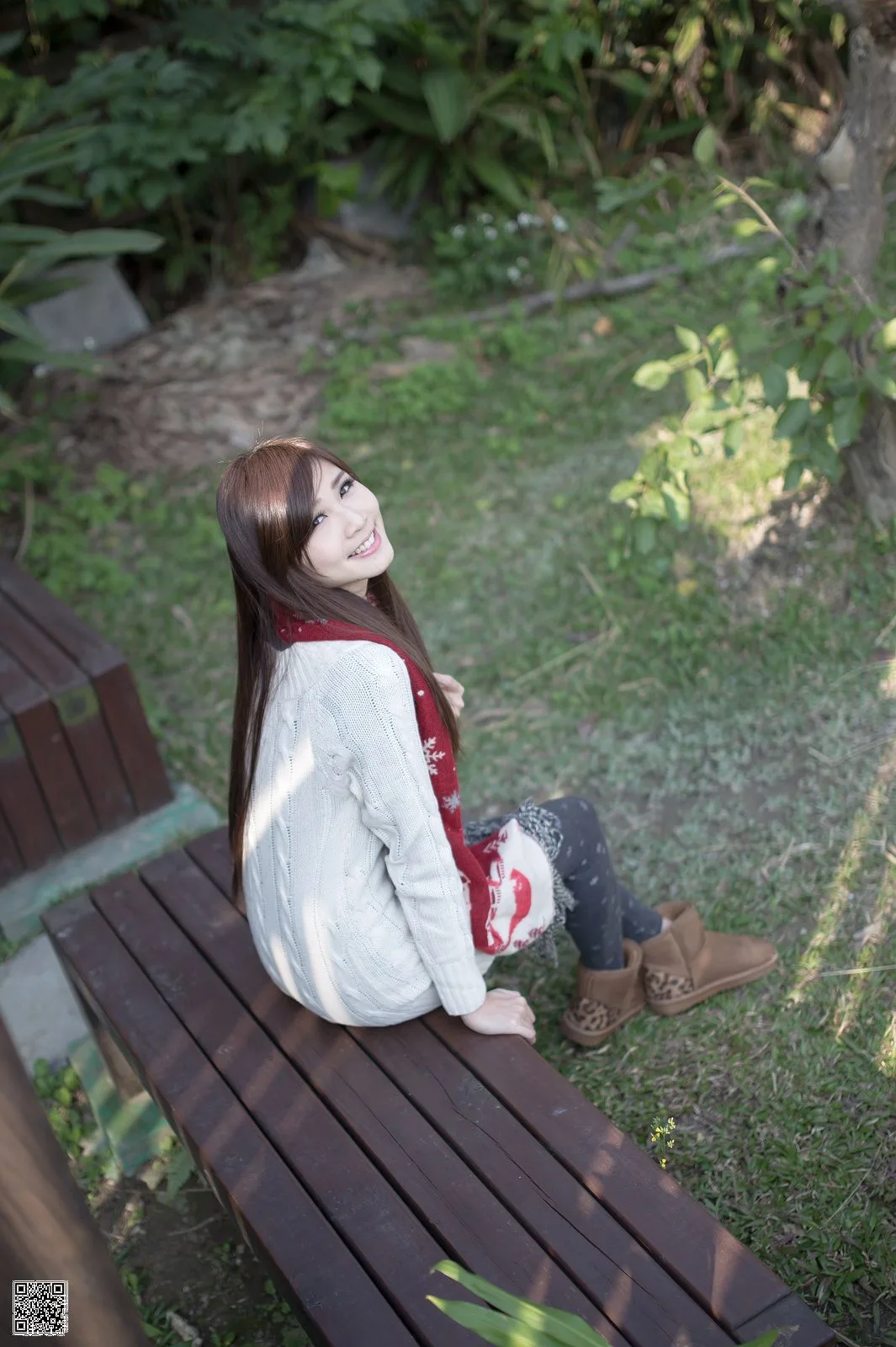 [Chương bổ sung của Beautyleg] Trương Ách Chu - Buổi chụp ảnh ngoài trời tại Công viên Văn hóa Hakka - 19