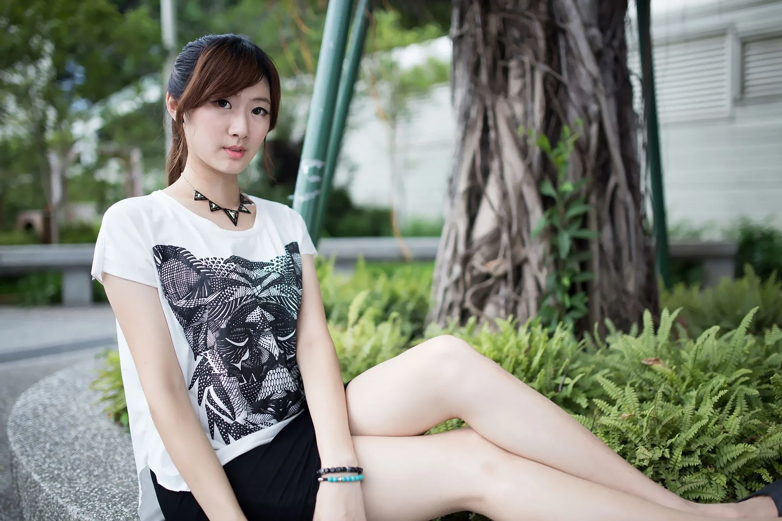 [Tập đặc biệt của Beautyleg] Nữ hoàng Queena - Buổi chụp ảnh tại công viên - 35