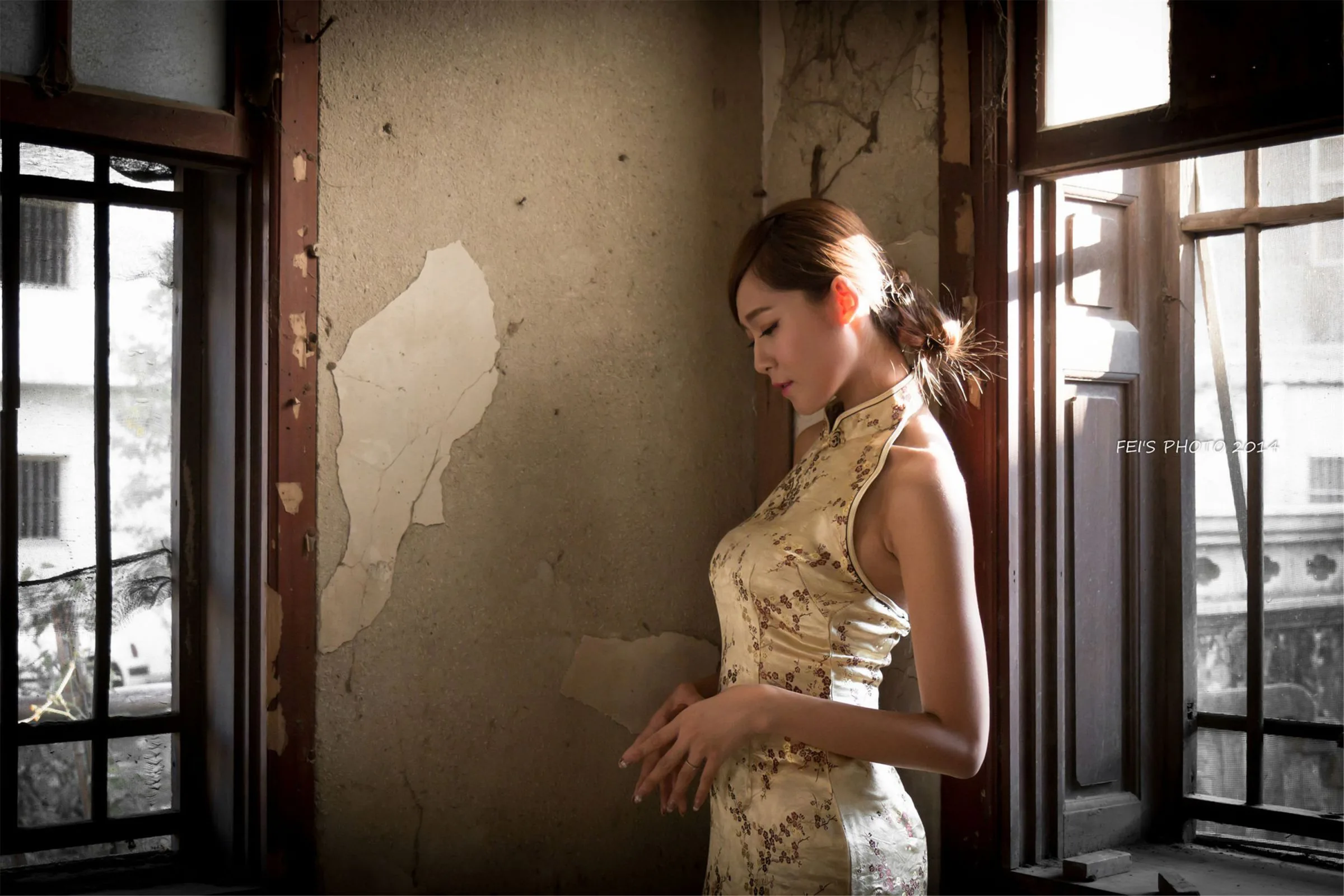 [Buổi chụp ảnh ngoài trời của Beautyleg] Winnie Xiaoxue - Ảnh độ phân giải cao về bộ sườn xám được chụp tại studio chụp ảnh đường phố Ju Kui Ju. - 2
