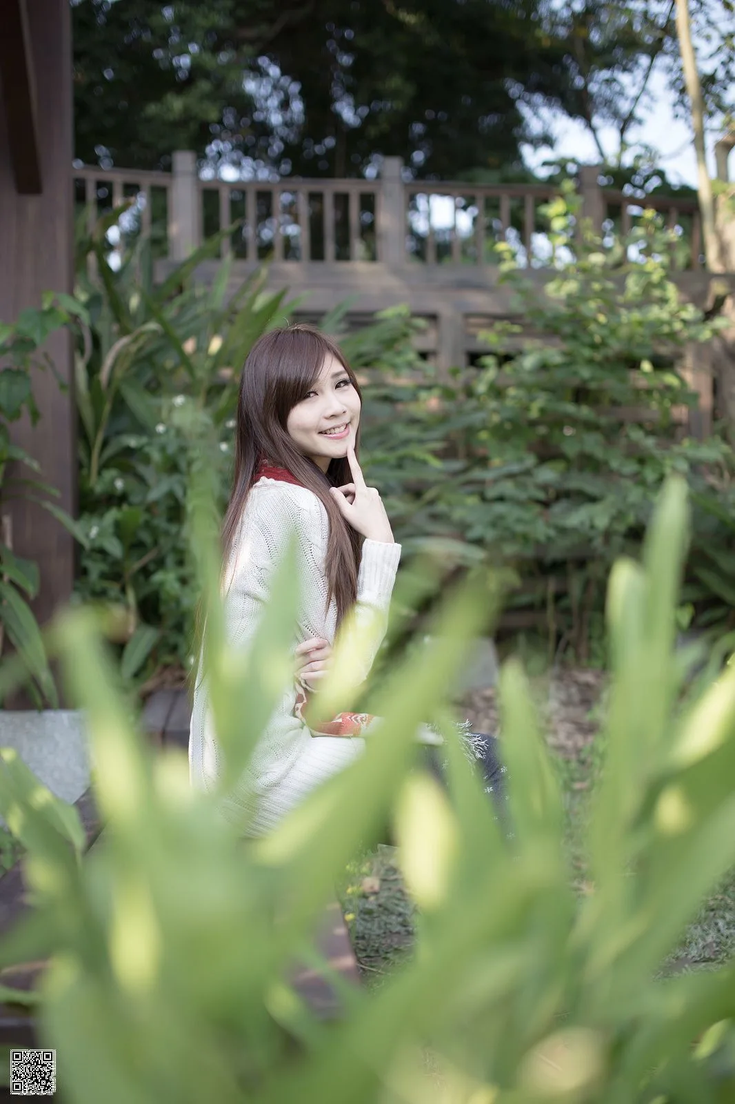 [Chương bổ sung của Beautyleg] Trương Ách Chu - Buổi chụp ảnh ngoài trời tại Công viên Văn hóa Hakka - 21